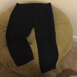 Black linen crop pant with drawstring waist